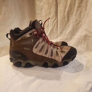 Oboz Sawtooth Mid hiking boots women's size 9 1/2
